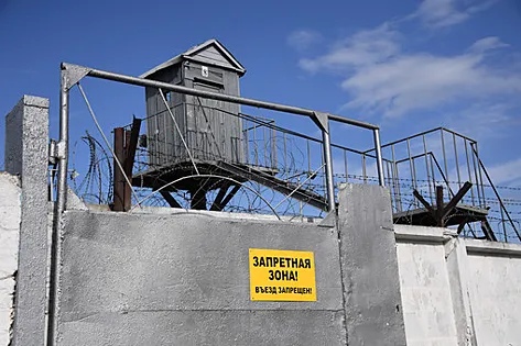 Заключенный колонии под Тюменью лишился руки, когда изготавливал на станке макароны Заключенный колонии под Тюменью лишился руки, когда изготавливал на станке макароны